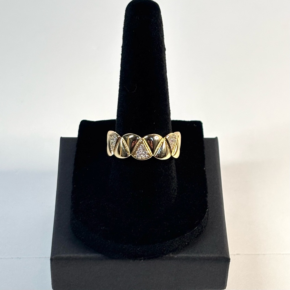 18k yellow gold-plated patterned ring with CZ accents - Picture 7 of 7